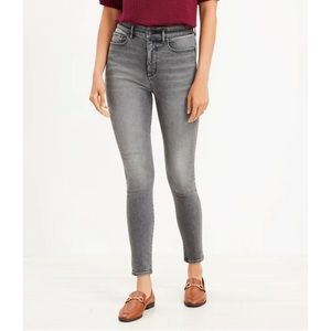 NWT LOFT High Rise Sculpt Jeggings